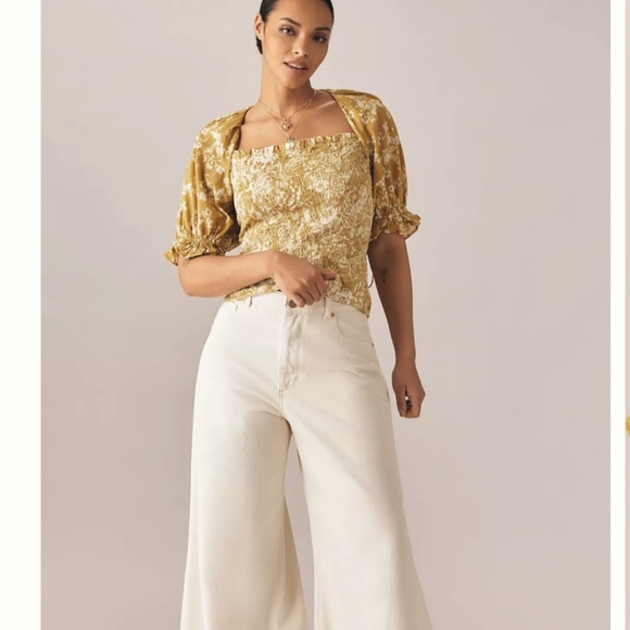 By Anthropologie Seersucker Smocked Puff-Sleeve Crop Top Chartreuse Size M NWT - Picture 2 of 11